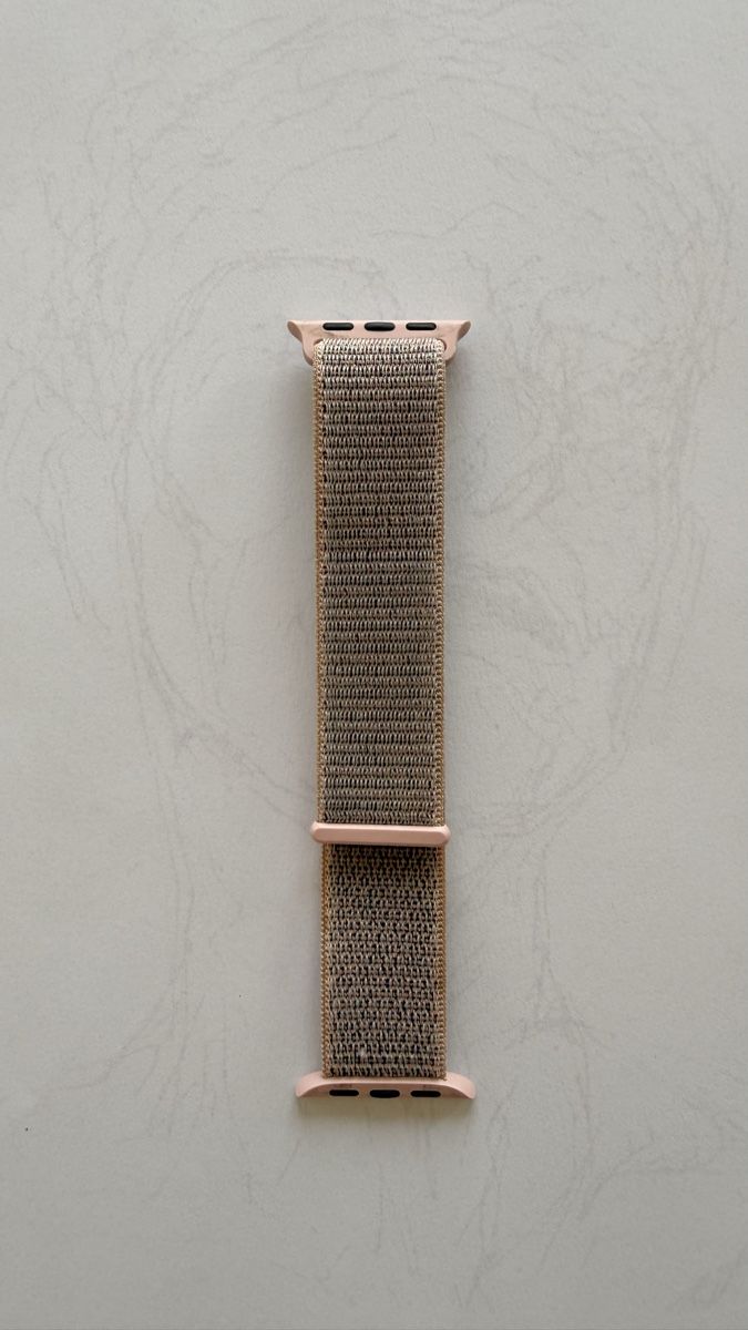Apple Bracciali & Braccialetti: Apple Watch Armband Sport Loop Pink Sand – Usato da Glattpark Opfikon venduto da maeka3 1