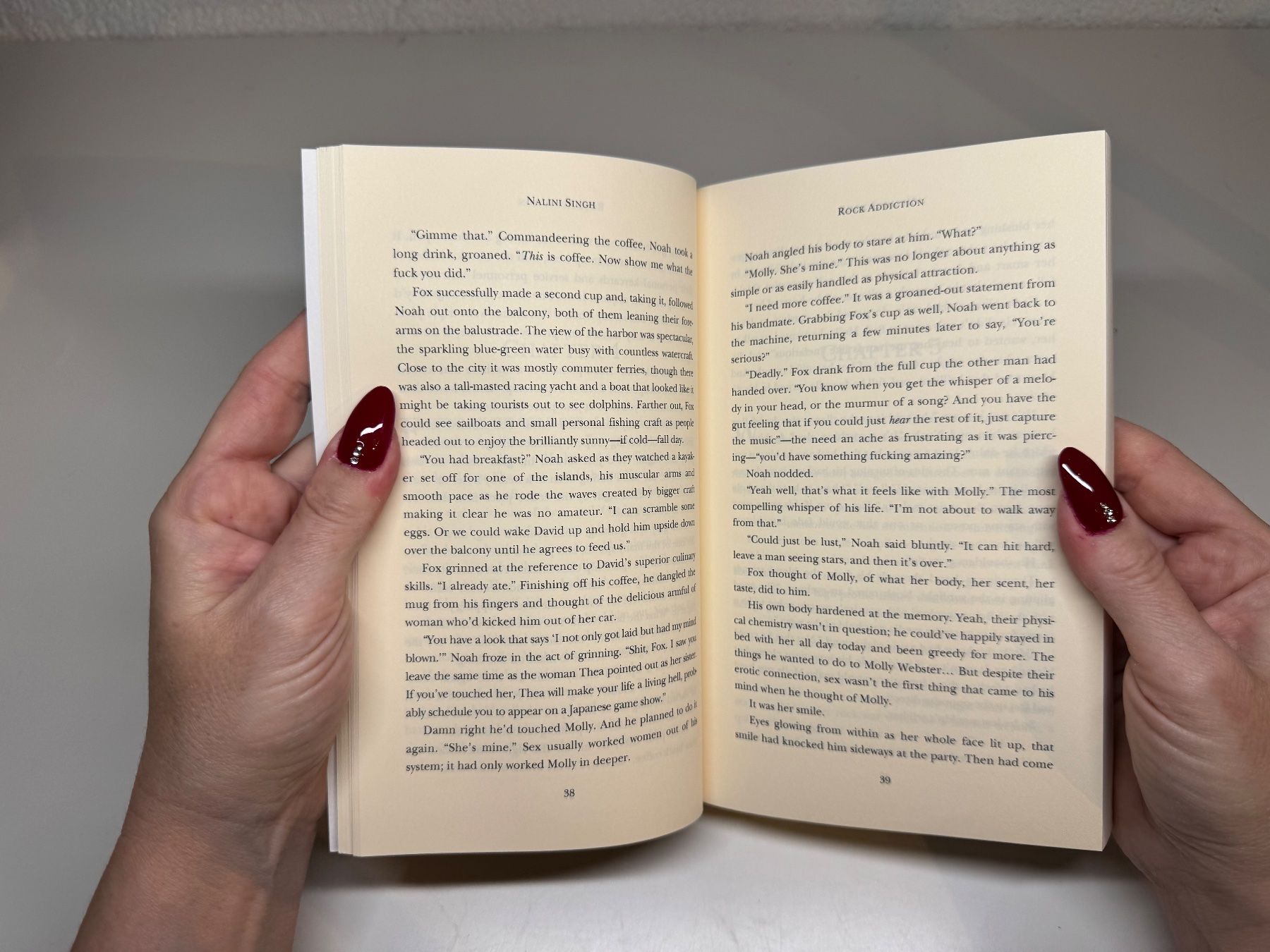 Libri: NOVEL: Nalini Singh, Rock Addiction  – Usato da Grosswangen venduto da English_books 4