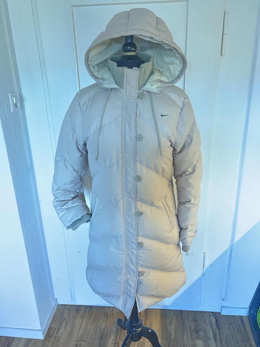 Cappotti: Nike Daunenmantel beige – Usato da Oberrieden venduto da SolarisZH