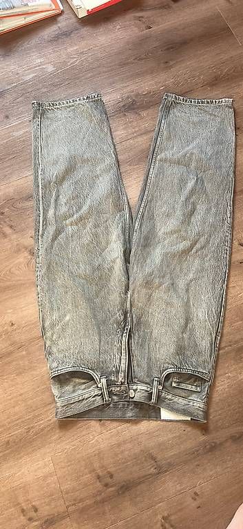 Jeans: Graue baggy Jeans Hose – Nuovo e nell'imballaggio originale da Wildhaus venduto da pau_628q