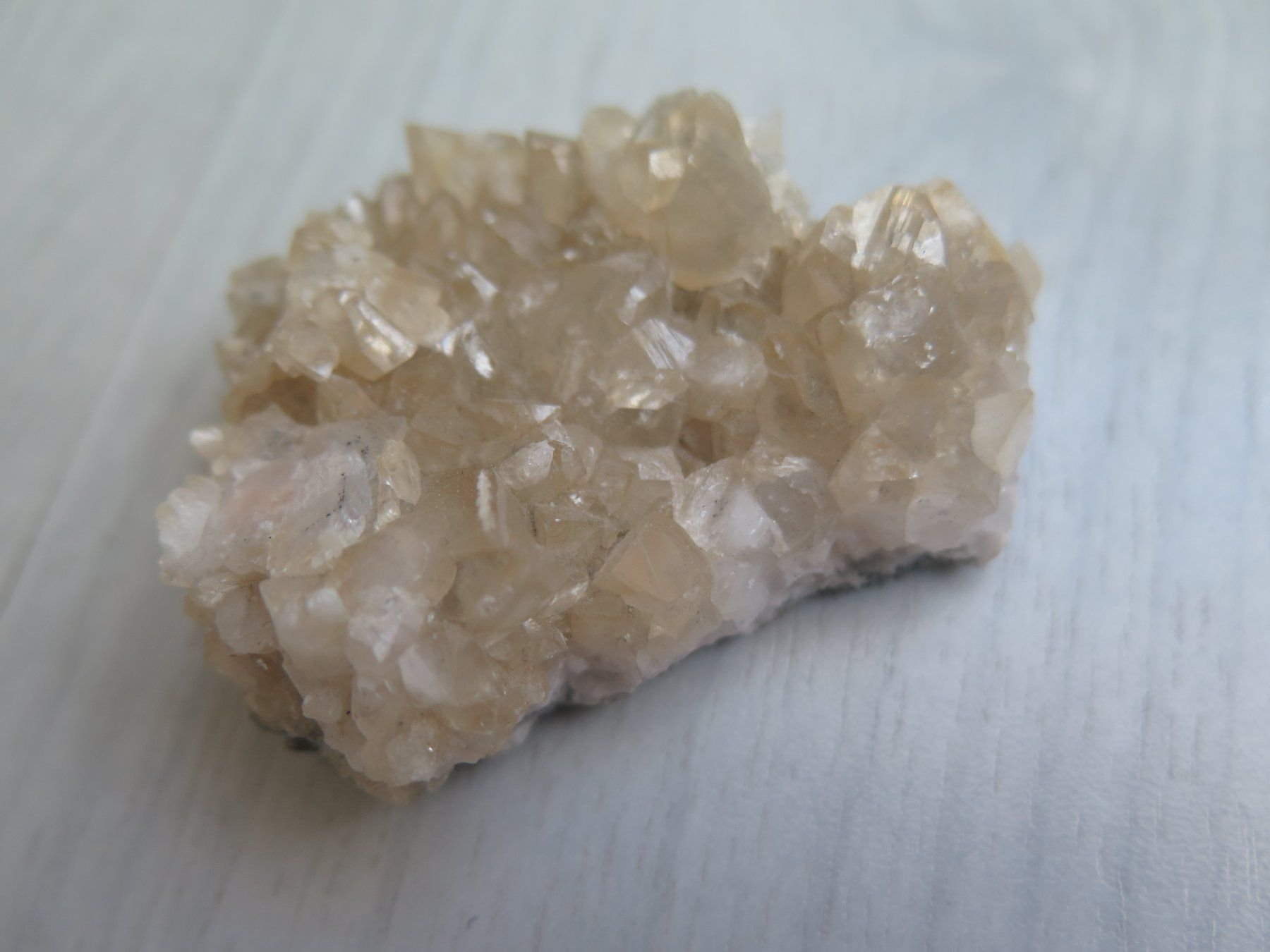Minéraux & Lithothérapie: Calcit Stufe mit Phantombildung – D'occasion à Schaffhausen par Yamakana51L8736OQ8