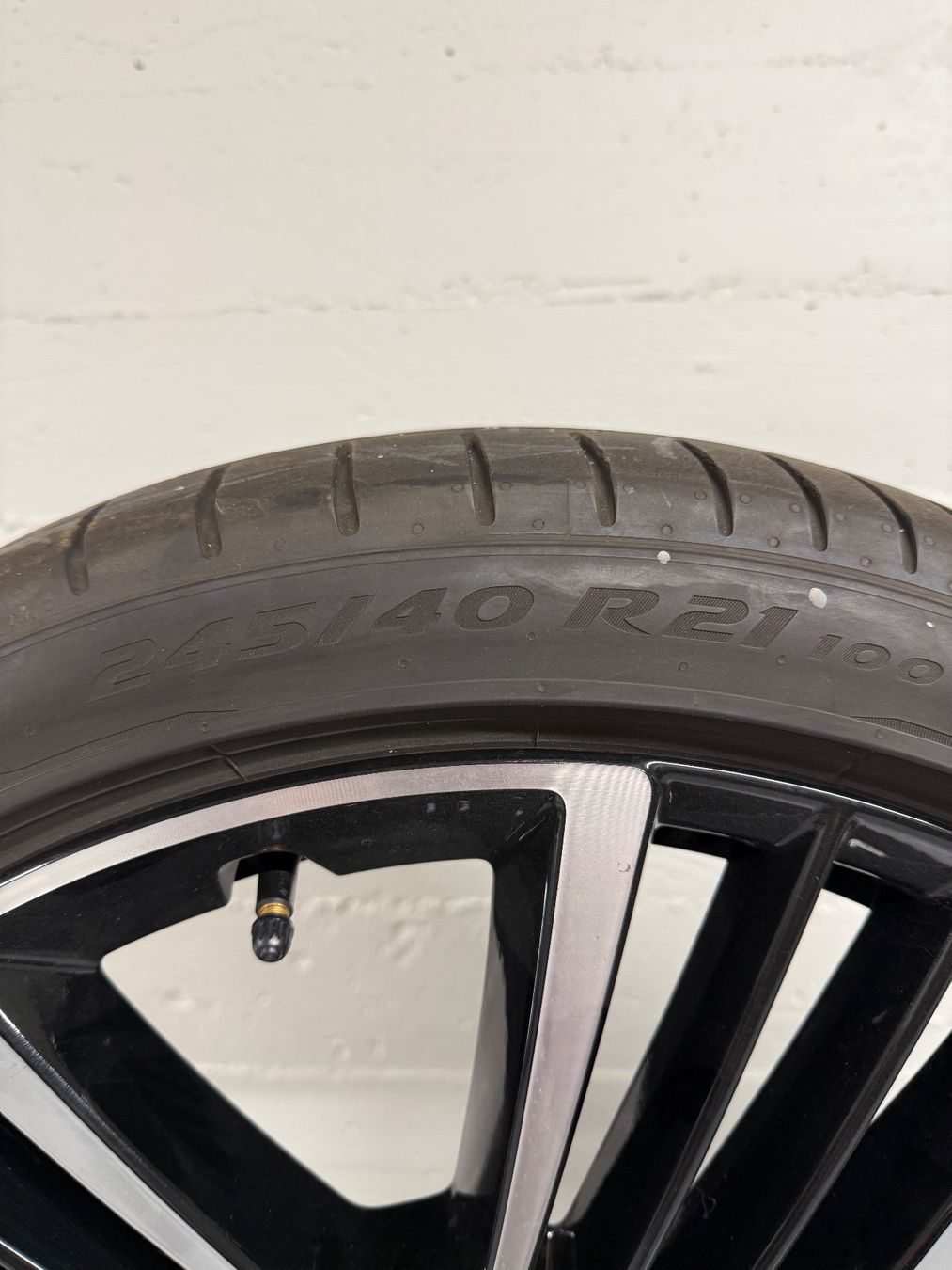 Volvo Pneus & Roues: Volvo xc40 Kompletträder – D'occasion à Lausen par Rocar_GmbH 1