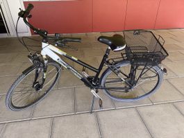 Fahrrad Damenvelo Marke CYCO mit Korb