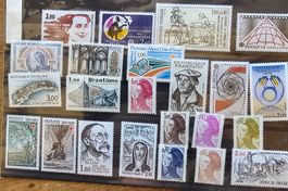 FRANCE timbres neufs ** ~1983