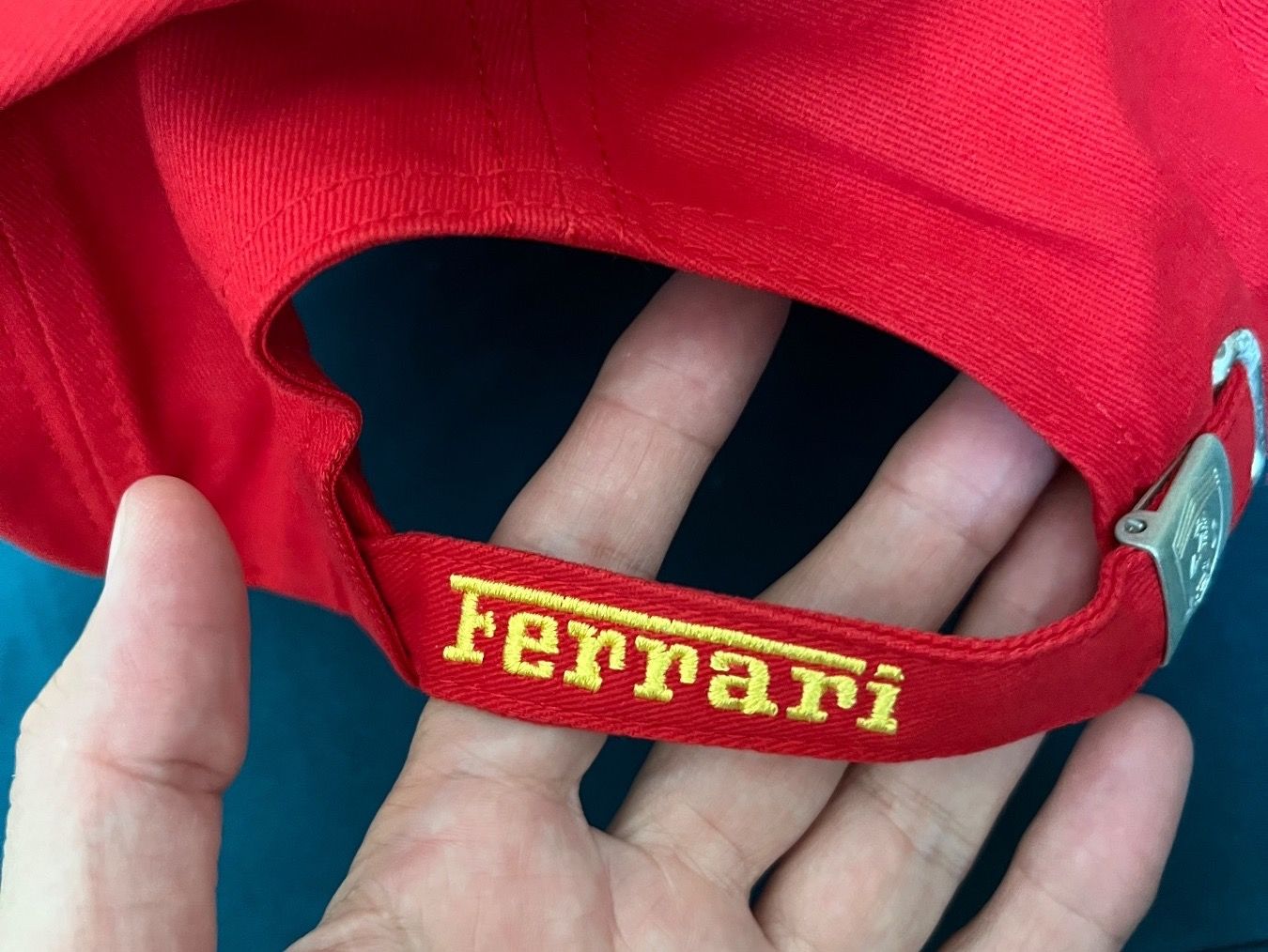 Altro in  Abbigliamento & Accessori: Ferrari Cap Original – Nuovo (secondo la descrizione) da Teufen ZH venduto da Mausili1 1