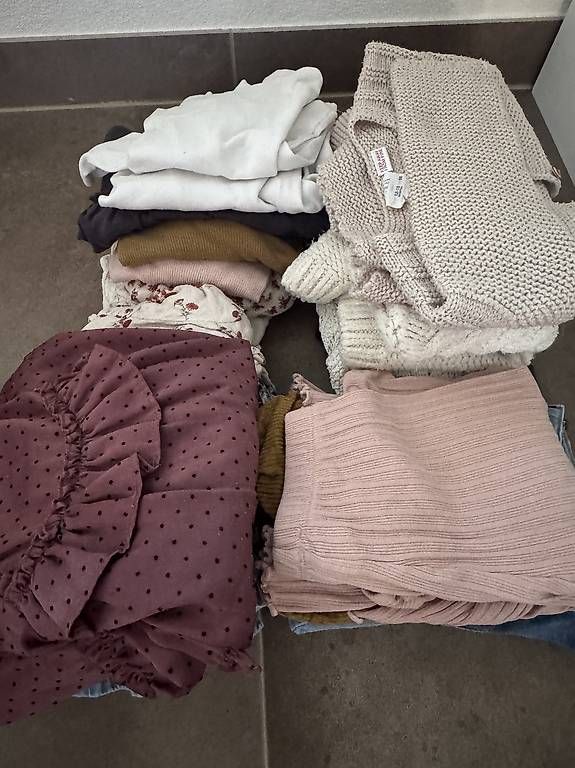 Lotti & Set di vestiti: Lot ZARA 24 mois fille – Usato da Marly venduto da juj_m2hg 1