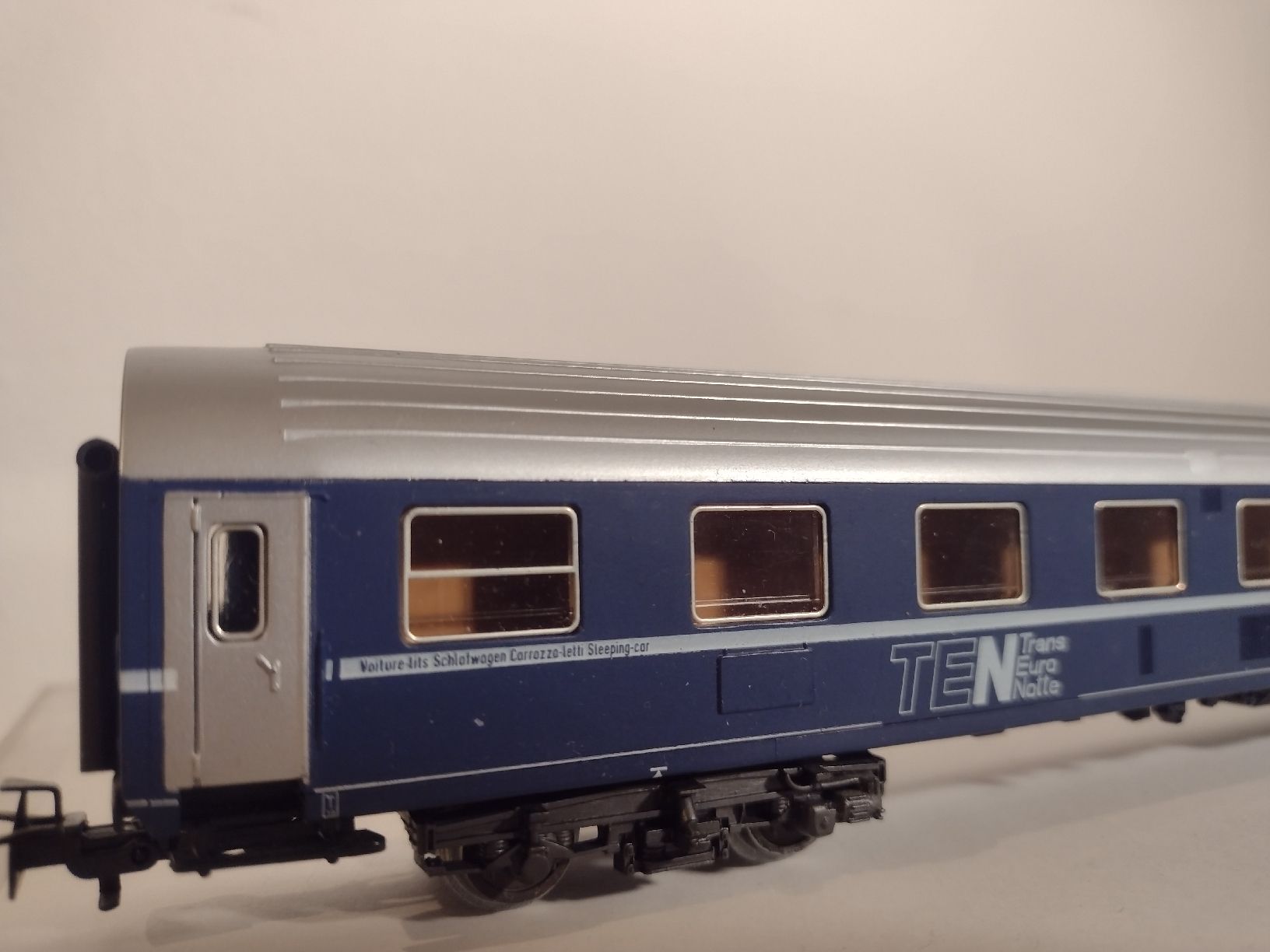 Märklin Modellini di ferrovie: Märklin HO Scale FS TEN Train Car - Blue/Silver -AC Model – Usato da Zürich venduto da TrainLine 7
