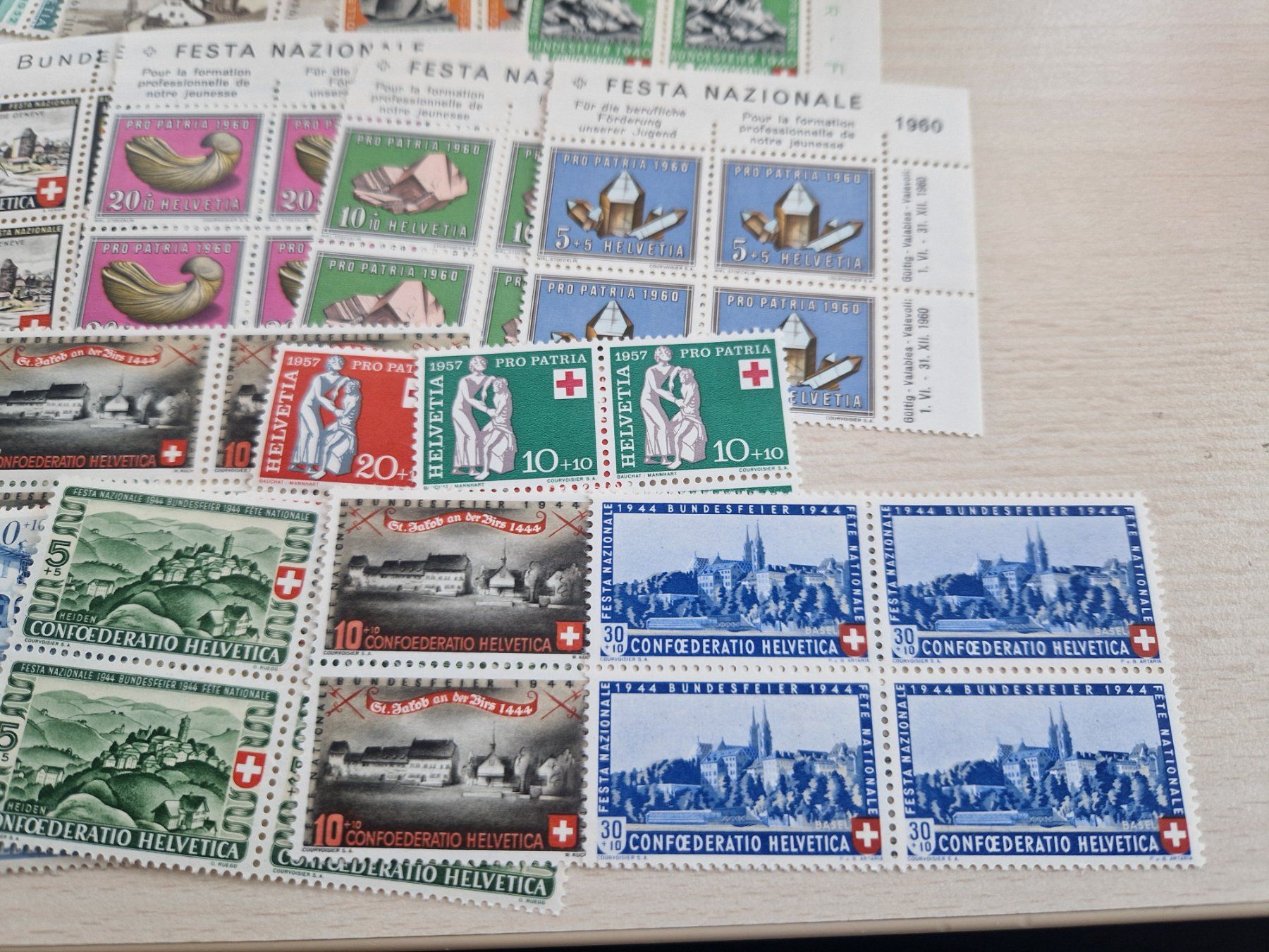 Tous les timbres: PP 4er Blöcke postfrisch**, ab 1.- – D'occasion à Burgdorf par Glossy01 7