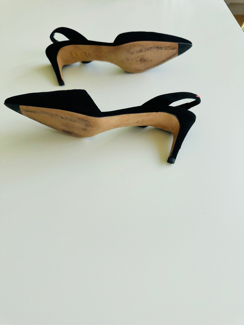 Scarpe da donna: Feminine Wildleder-Heels mit Spitze – Usato da Zürich venduto da laschelli