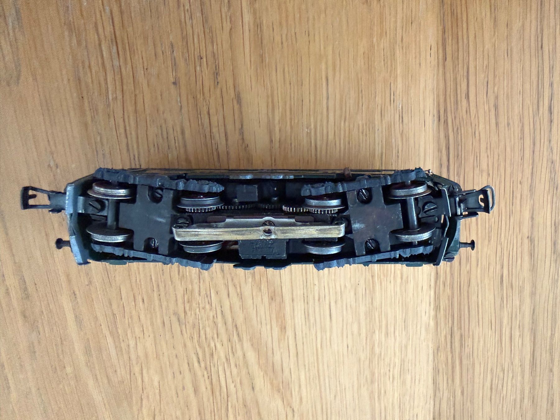 Märklin Modellini di ferrovie: Märklin H0 427 E-Lok ohne Verpackung – Usato da Schaffhausen venduto da KellerJuerg 1