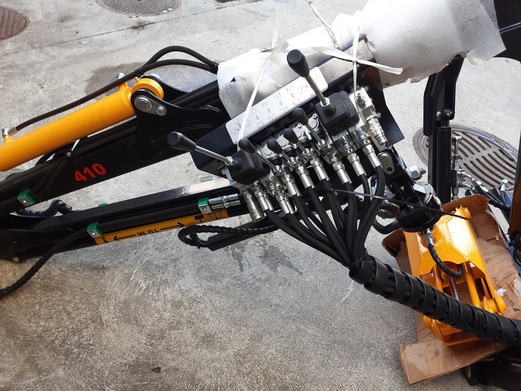 Gru: Mini-Forstkran Country 410 – Nuovo (secondo la descrizione) da Haslen AI venduto da Wildtech 2
