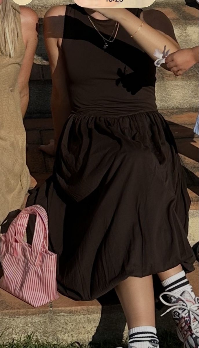 Mango Kleider: Kleid dunkelbraun Grösse S MNG SELECTION – Neu (gemäss Beschreibung) aus Näfels von Siljab