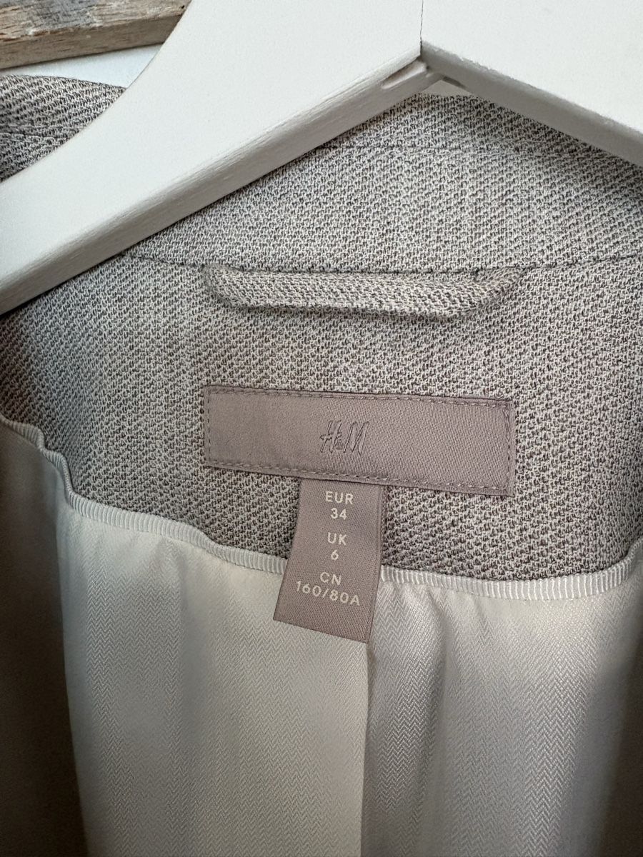 H&M Giacche: H&M Blazer, Damen Grösse 34 – Usato da Vilters venduto da Peri10 1