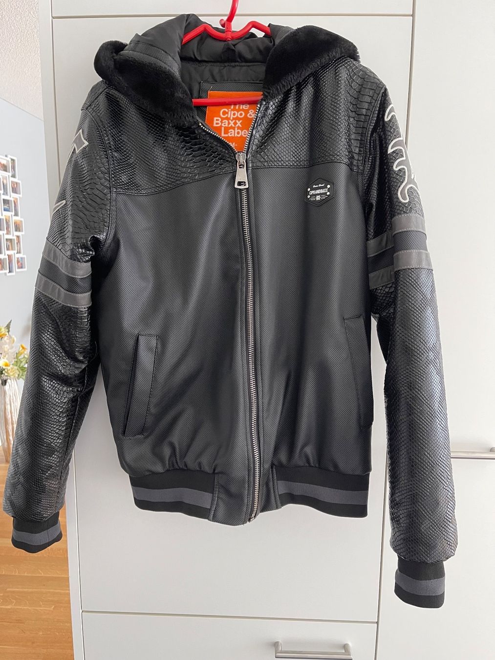 Cipo & Baxx Giacche: Herrenjacke The Cipo & Baxx Label schwarz – Usato da Staufen venduto da GiuliettaD