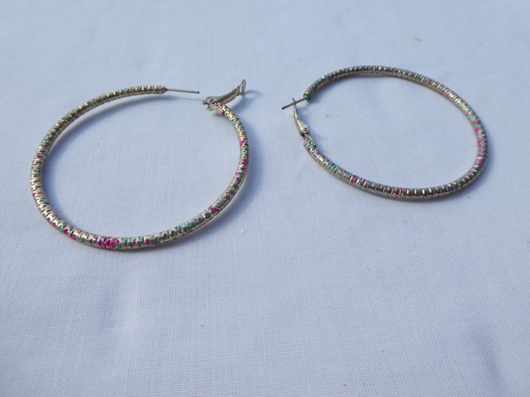 Orecchini pendenti & Orecchini a lobo: Gold-bunte Creolen, Modeschmuck – Nuovo (secondo la descrizione) da Gattikon venduto da kaandooh 2