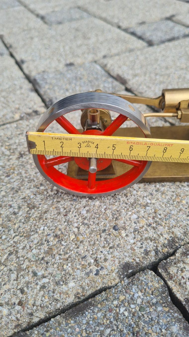 Modellbausätze & Standmodelle: Dampfmaschine?? / Luftmodell?? / Messing /Eigenbau?? /1.4 Kg – Gebraucht aus Safenwil von Husqi2000 6