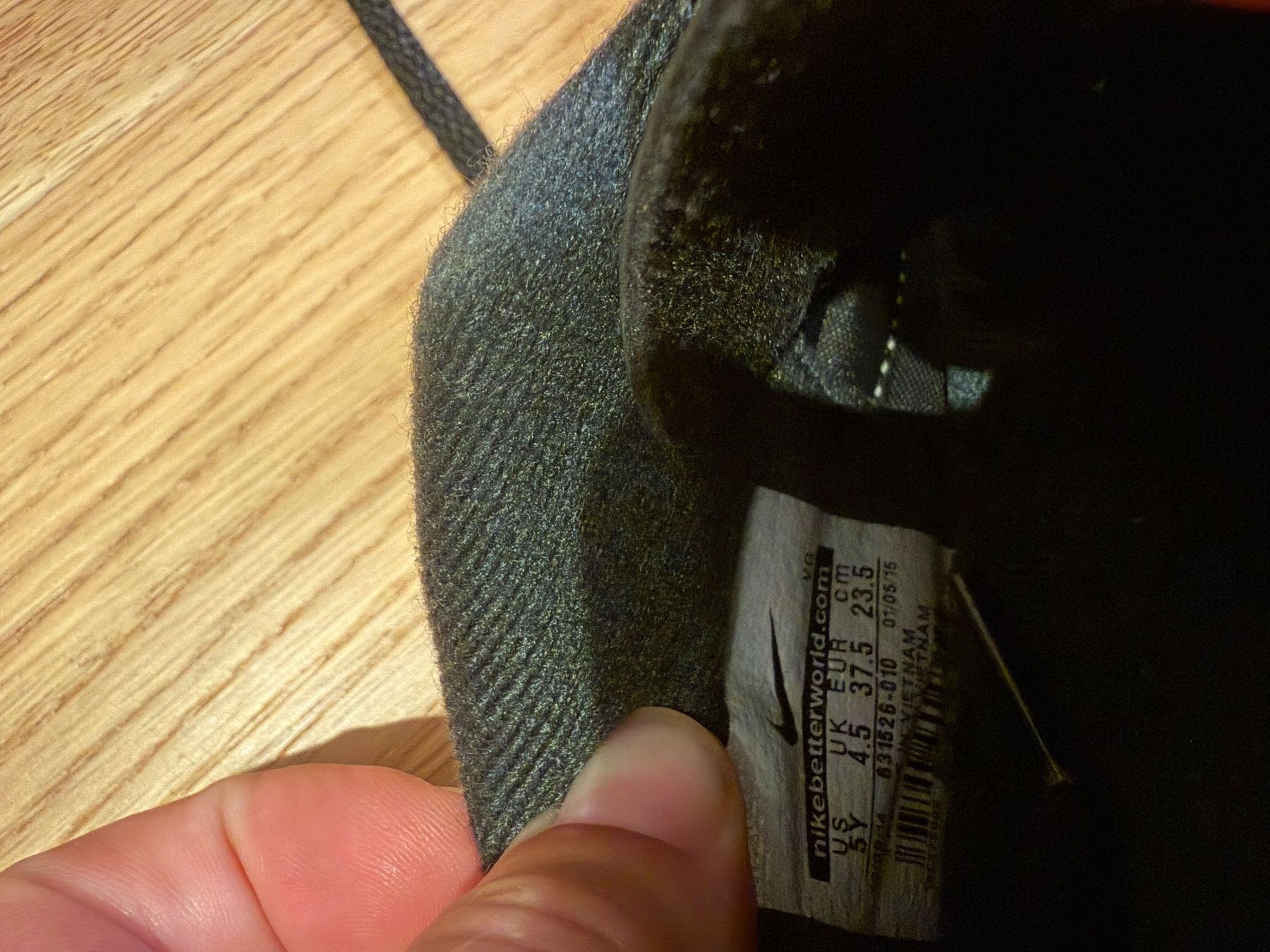 Nike Scarpe per ragazzi: NIKE HALLENTURNSCHUHE 37.5 – Usato da Wattwil venduto da jopara 2