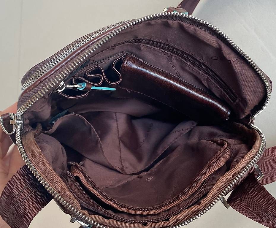 Borse da donna: Borsello Piquadro – Usato da Stabio venduto da vro_t985 3