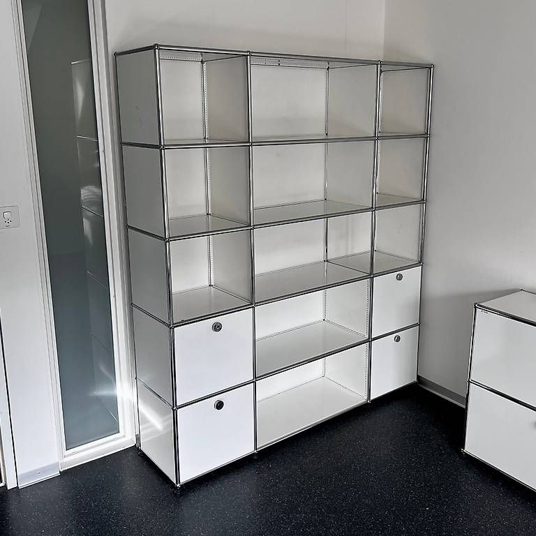 Scaffali: USM Regal – Usato da Bern venduto da daskannweg