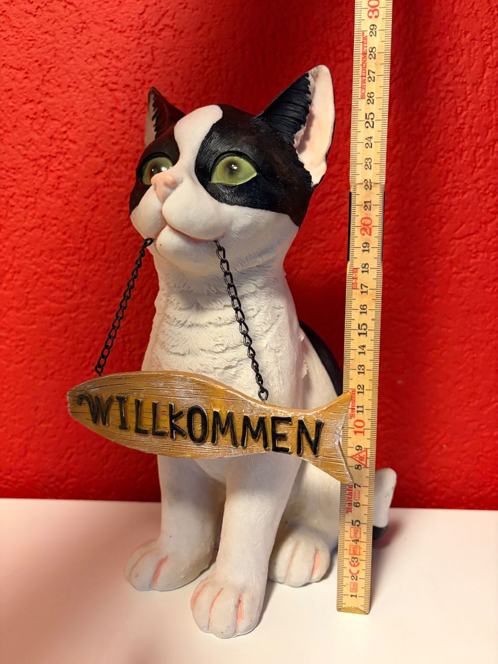 Figuren: Willkommen! Deko-Katze fürs Haus – Neu und originalverpackt aus Zäziwil von Emlea 9