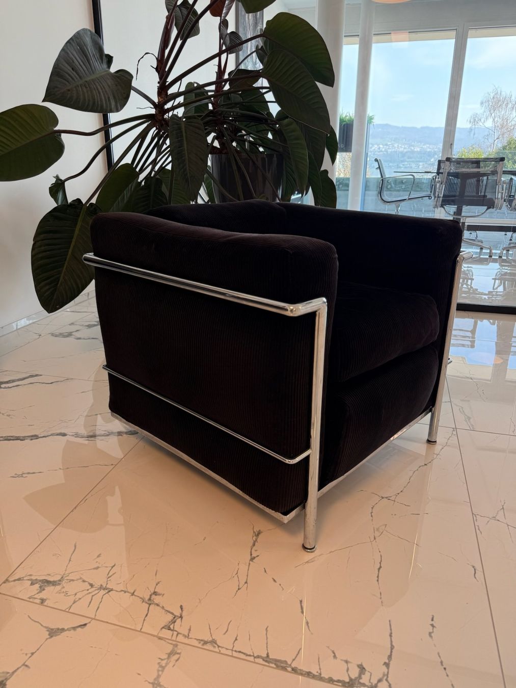 Cassina Poltrone: Cassina LC2 Sessel Cordstoff – Usato da Oberrieden venduto da Chelios7 1