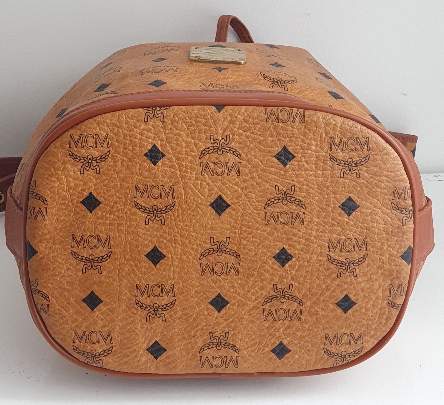 Mcm Sacs femmes: MCM Beuteltasche Medium Cognac Canvas – D'occasion à Niederteufen par Mira_72 3