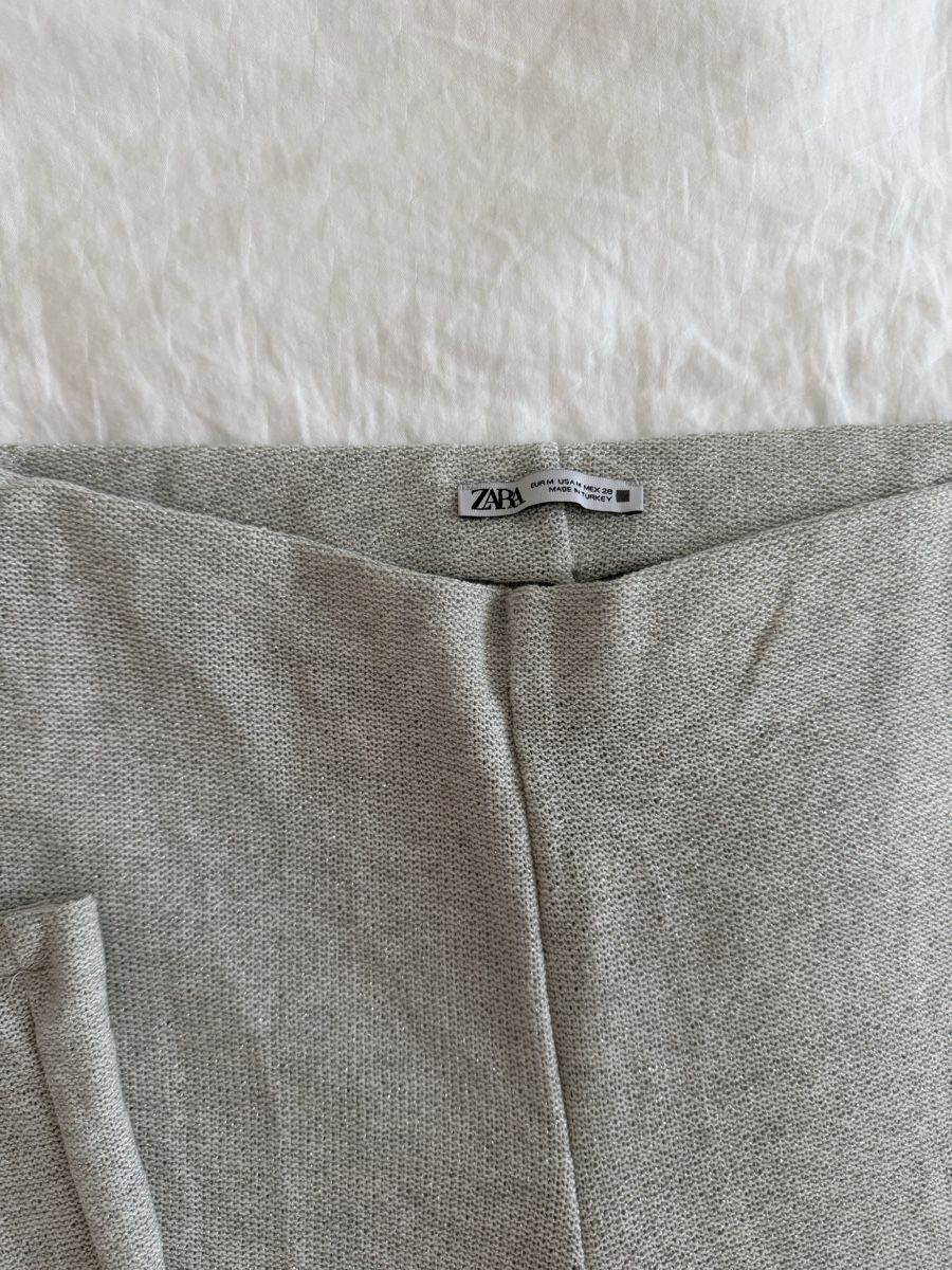 Zara Pantaloni: Zara Strandhose  Gr M - Leicht & bequem – Usato da Wil SG venduto da xrnvani 1