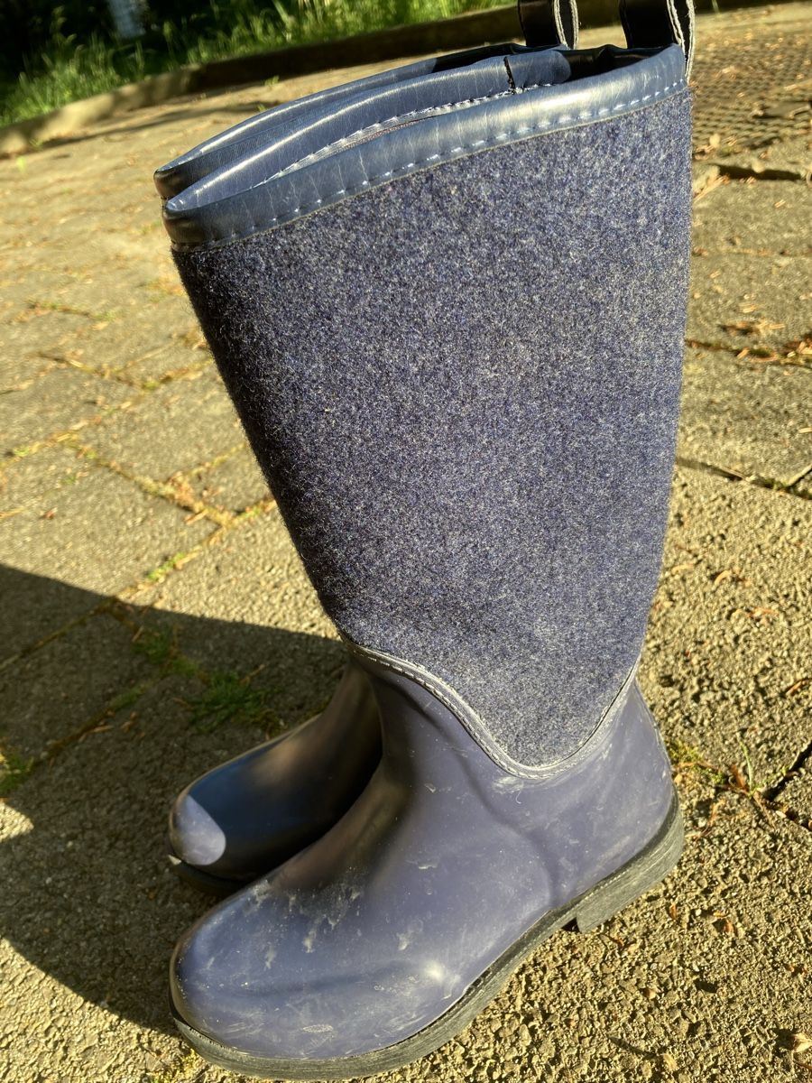 Ugg Chaussures femmes: UGG Regenstiefel Gr. 37 oder 4,5 – D'occasion à Winterthur par niemim 4