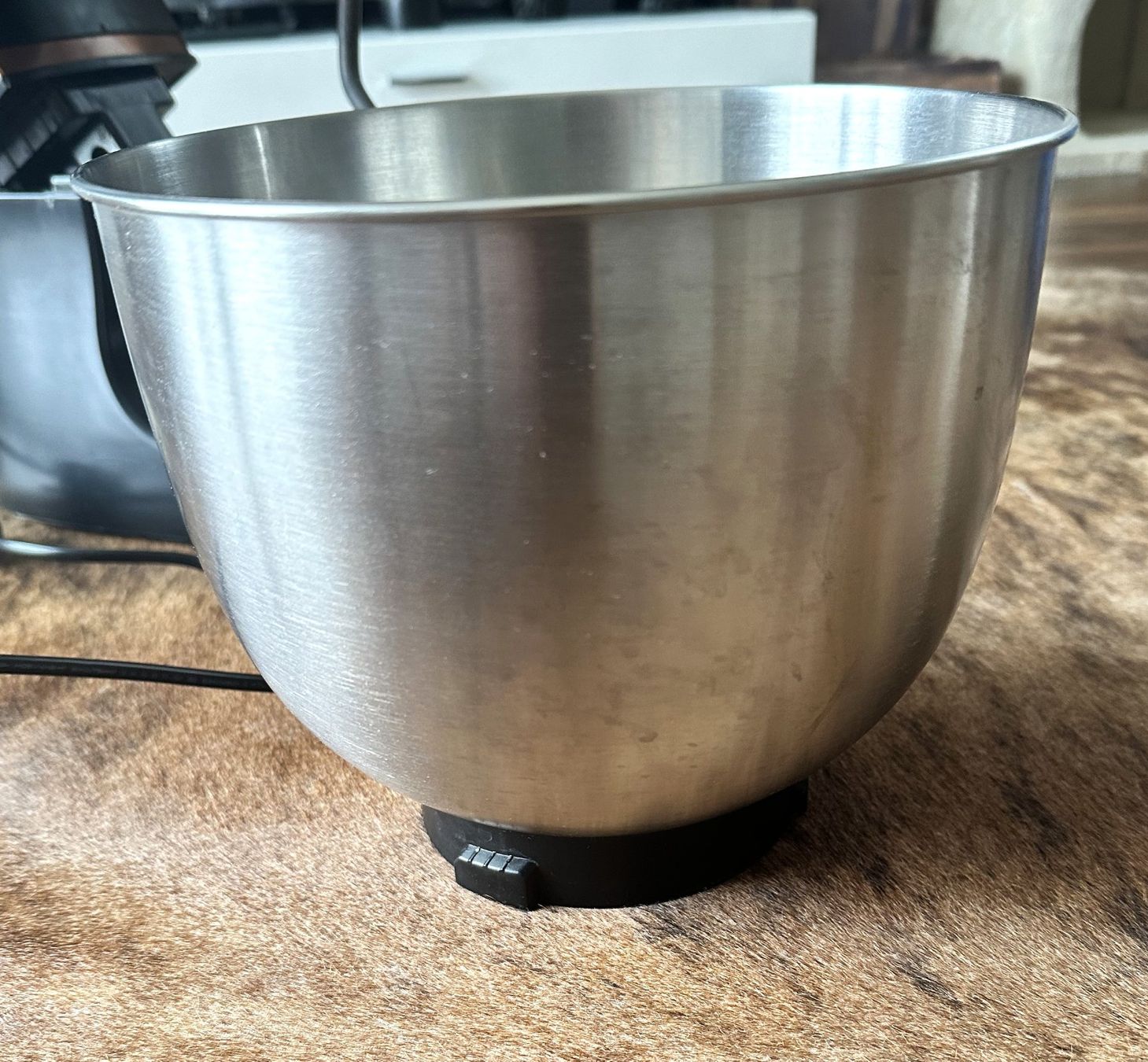 Elettrodomestici da cucina: Küchenmaschine Eisenbach 1200 W Schwarz – Usato da Hombrechtikon venduto da MalgorzataJ 7