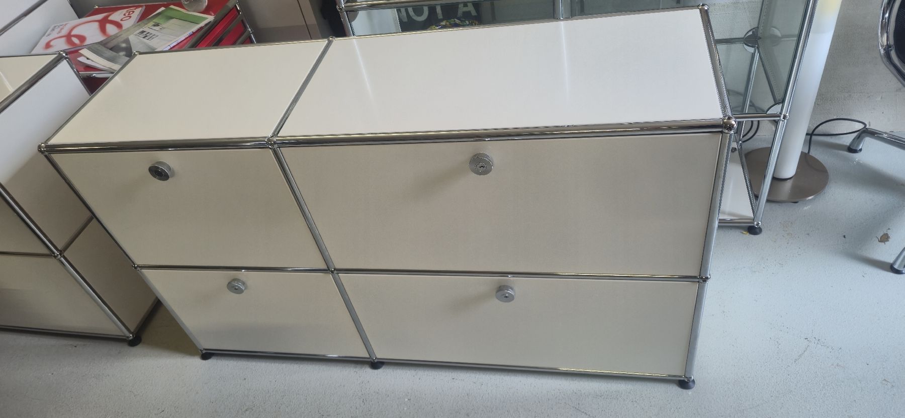 USM Regale: Usm Haller 2×2 Reinweiss  – Gebraucht aus Meilen von COSTA_ABC