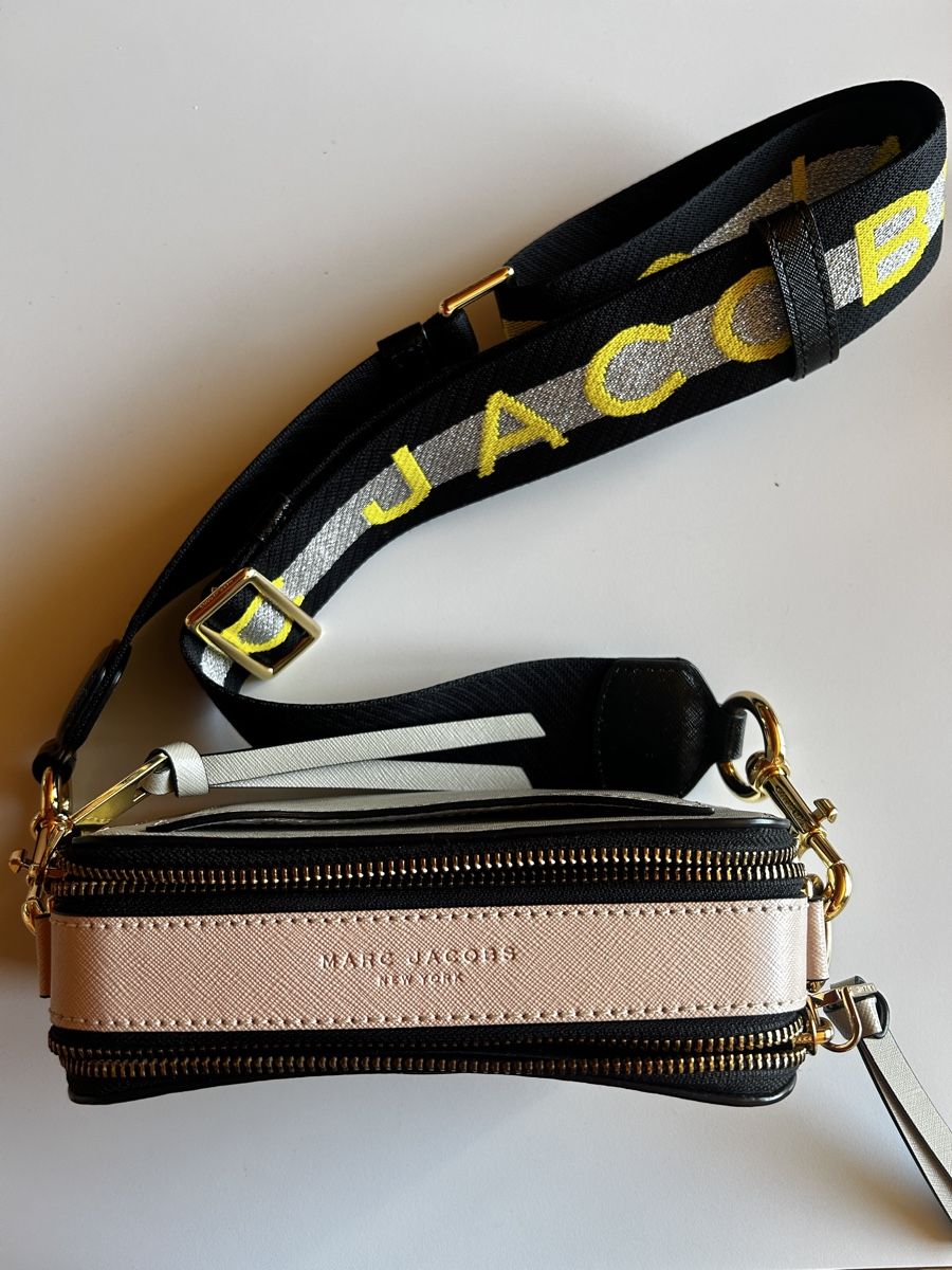 Borse da donna: MARC BY MARC JACOBS SMALL SNAPSHOT UMHÄNGETASCHE – Usato da Nidau venduto da SBern123 1