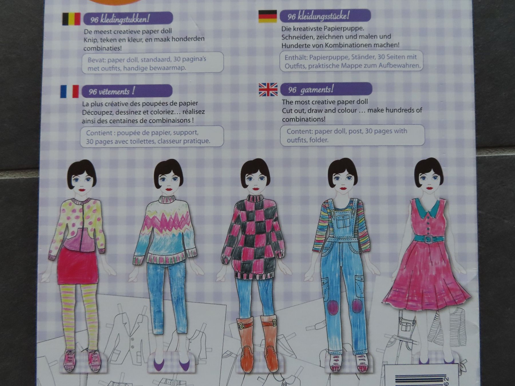 Bastelsets: 4x TOP MODEL coloriages – Gebraucht aus Wallenried von Asyano 4
