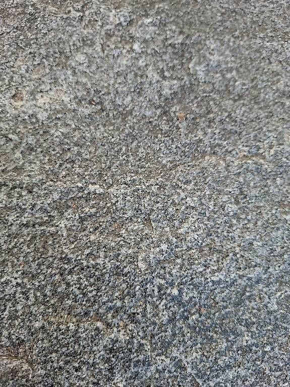 Plateaux: 19 hochwertige und extrem massive Granitplatten. – D'occasion à Sempach Station par arggg 1