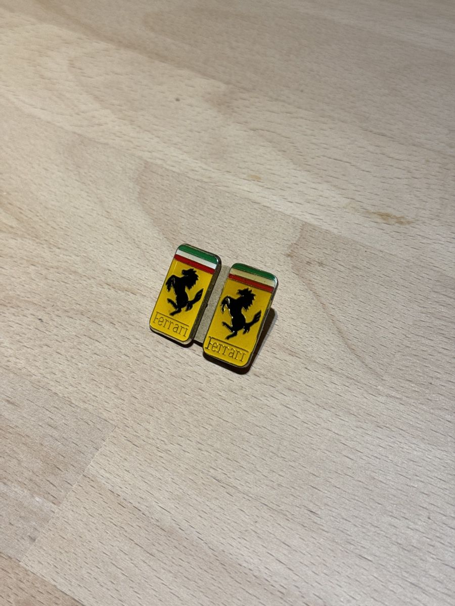 Ferrari Placchette & Badge: Pin - Ferrari (2X) – Usato da Stüsslingen venduto da leo_nzh6 1