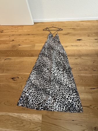 Zara Maxikleid Sommerkleid Leoprint Gr. XS