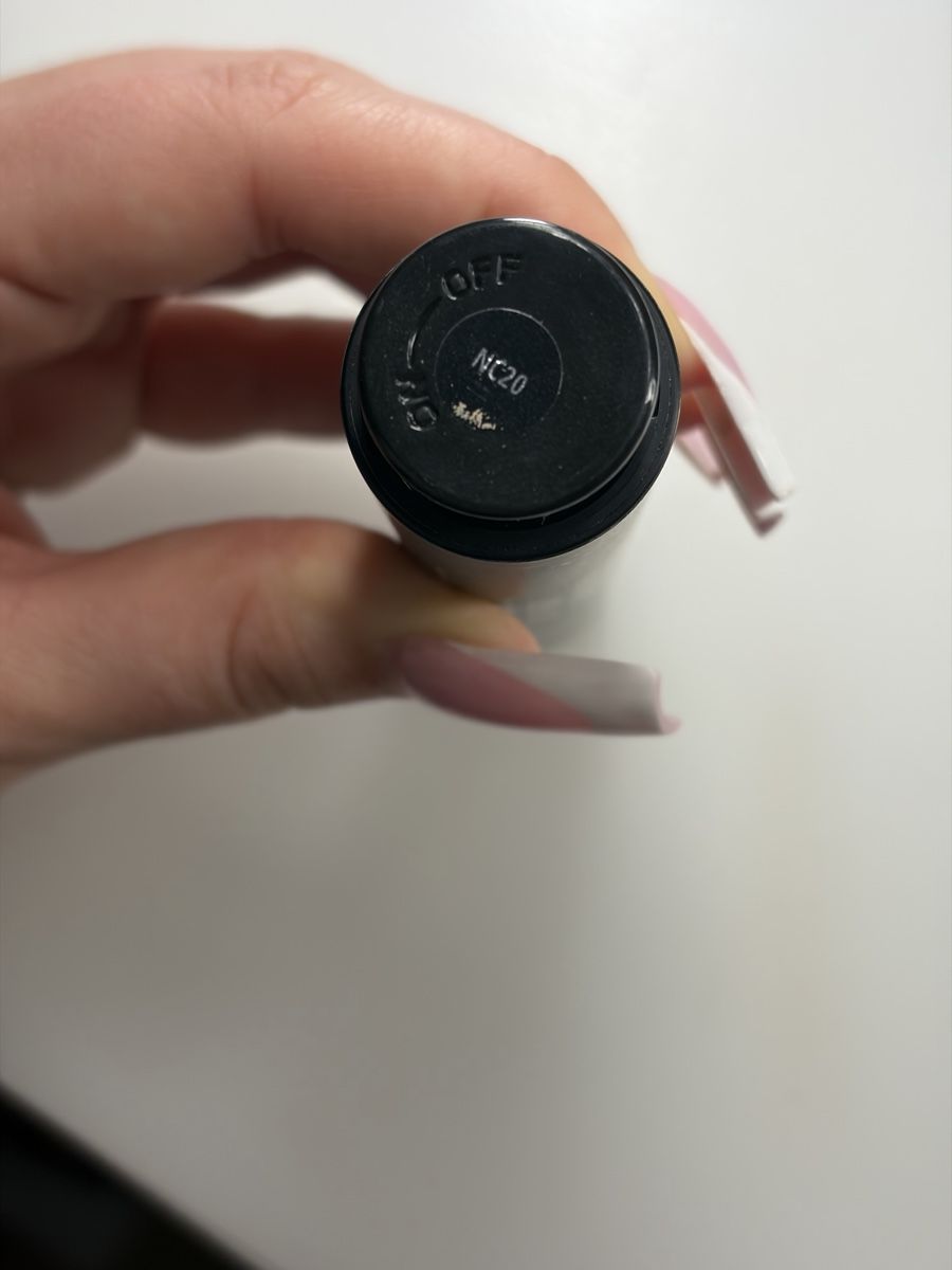 Mac Cosmetics Make-up: MAC Studio Fix All-Over Face Pen Concealer-NC20-Spring! – Gebraucht aus Merenschwand von selenaaneles 2