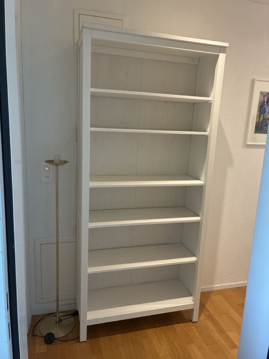 Étagères: Bücherregal Ikea Hemnes weiss – D'occasion à Knonau par Peer_David