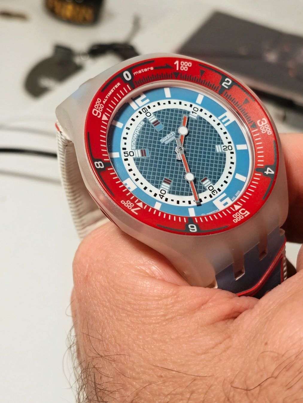 Swatch Orologi: Swatch Fun Boarder Snowpass watch – Usato da Thörishaus venduto da vintagger 3