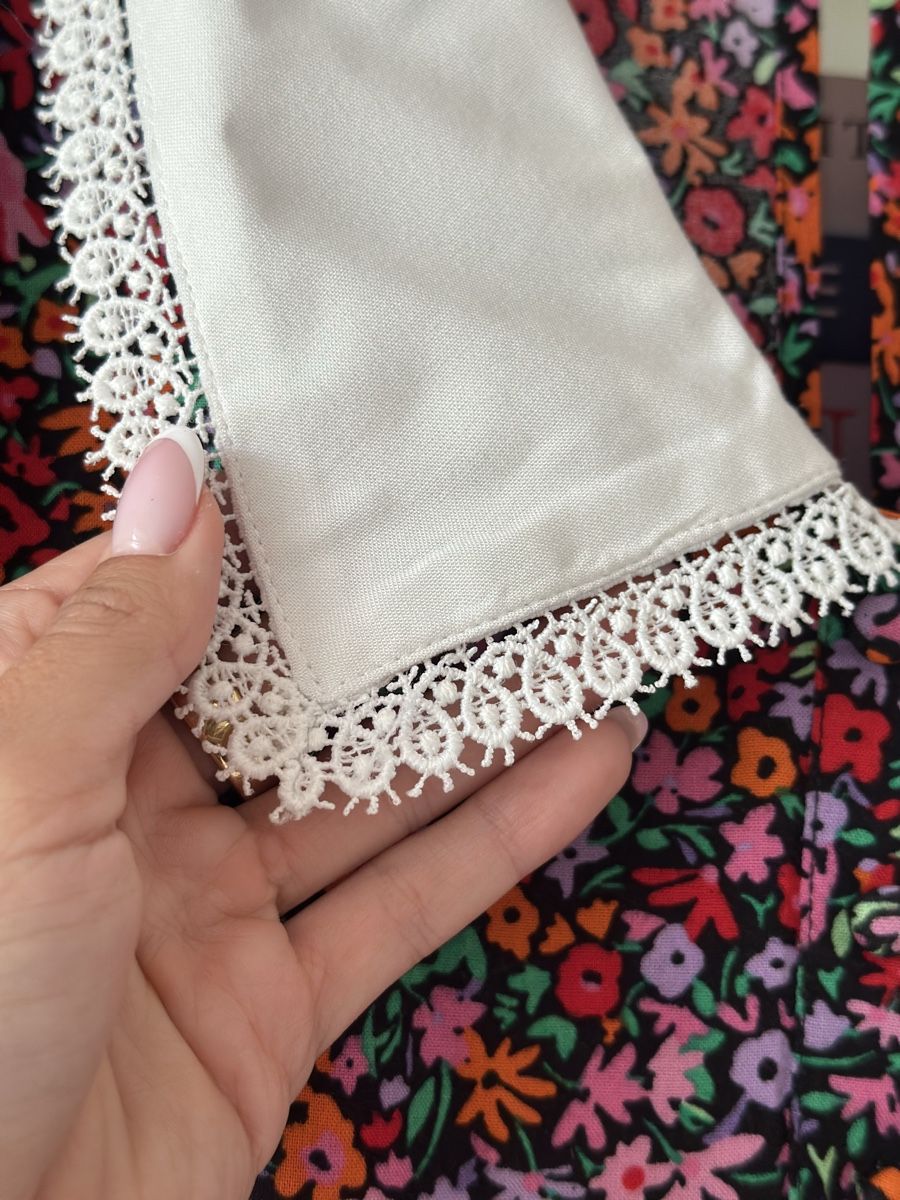 Kleider: Robe en fleur avec grand col NEW – Neu (gemäss Beschreibung) aus La Croix (Lutry) von secondhandZara 1