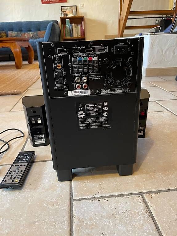 Onkyo Home Cinema: Onkyo HTX-22HDX - Digital Surround System – Usato da Estavayer-le-Lac venduto da Zebulong 2