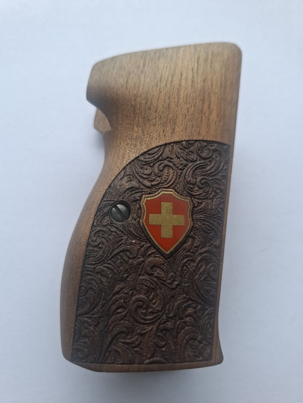 Articoli in legno: Nussbaum Griffschalen für die Sig P210 – Nuovo (secondo la descrizione) da Rothrist venduto da griffe 1