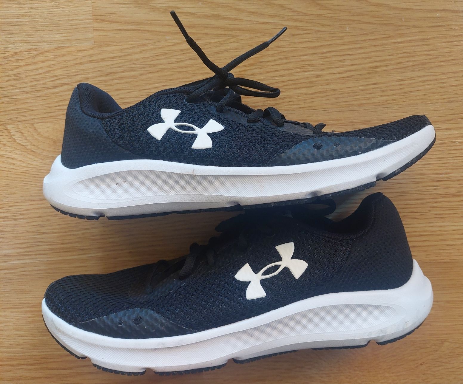 Under Armour Scarpe da uomo: Under Armour shoes, EU 41, black – Usato da Adliswil venduto da kurin 1