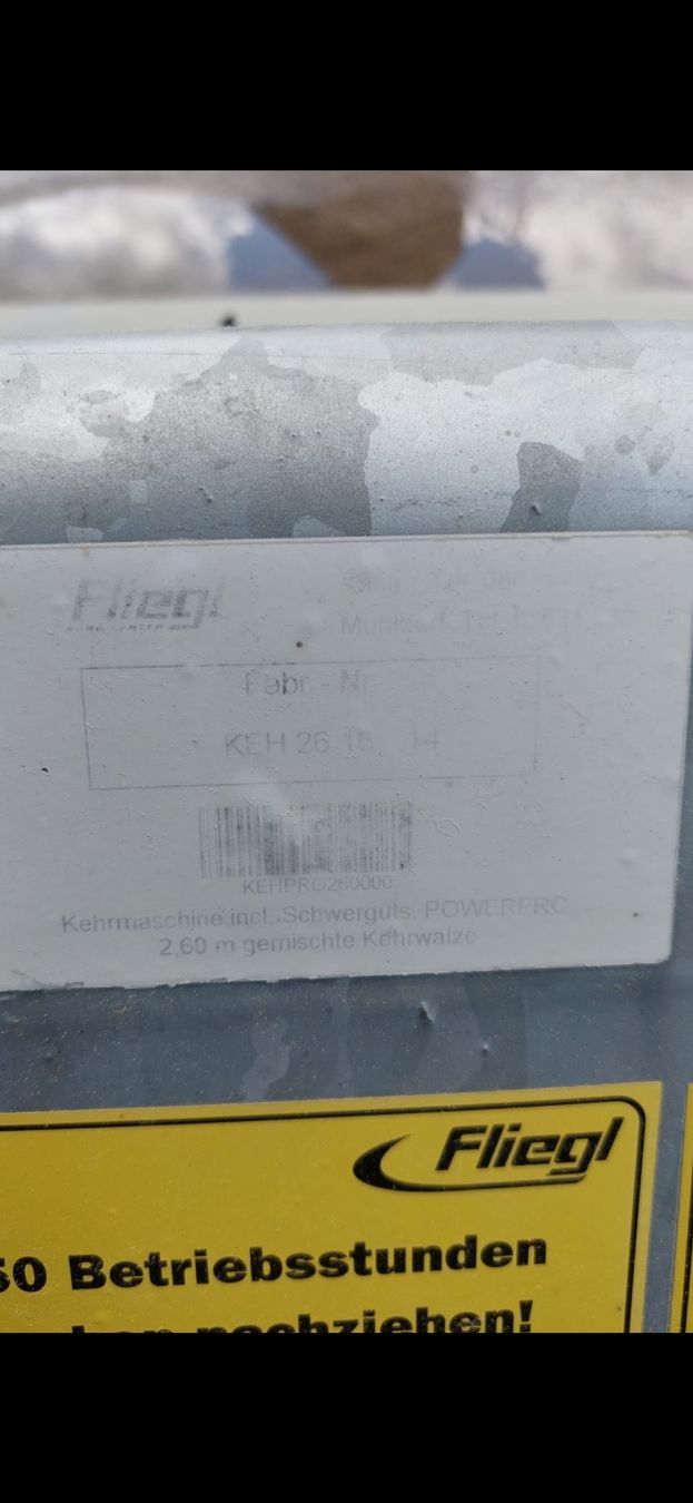 Tutte le macchine: Kehrmaschine  Fliegl  – Usato da Unteriberg venduto da amd89 1