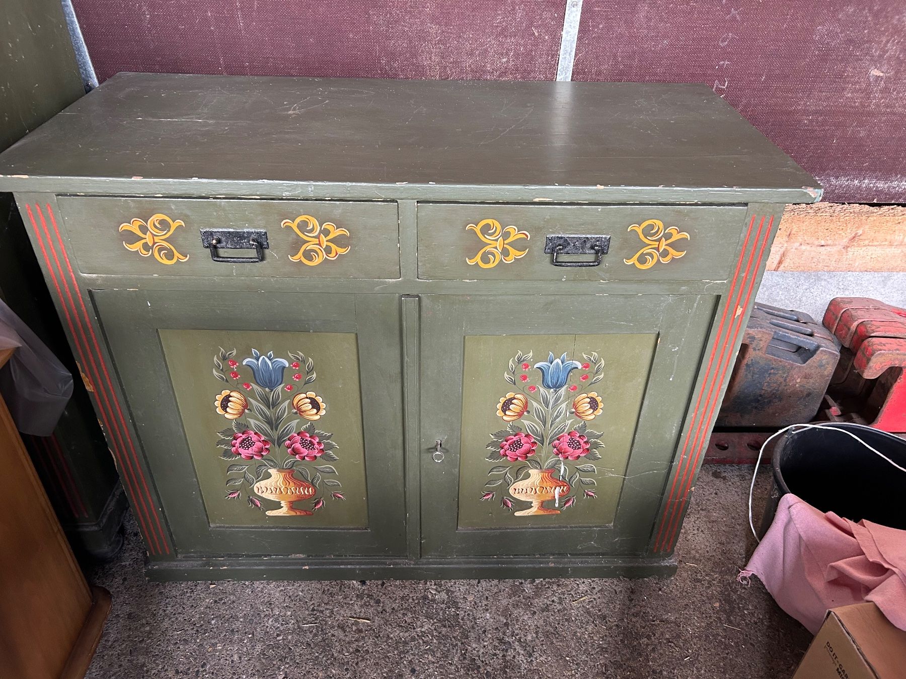Cassettiere: Vintage Kommode mit Bauernmalerei – Usato da Montlingen venduto da sar_w285 1