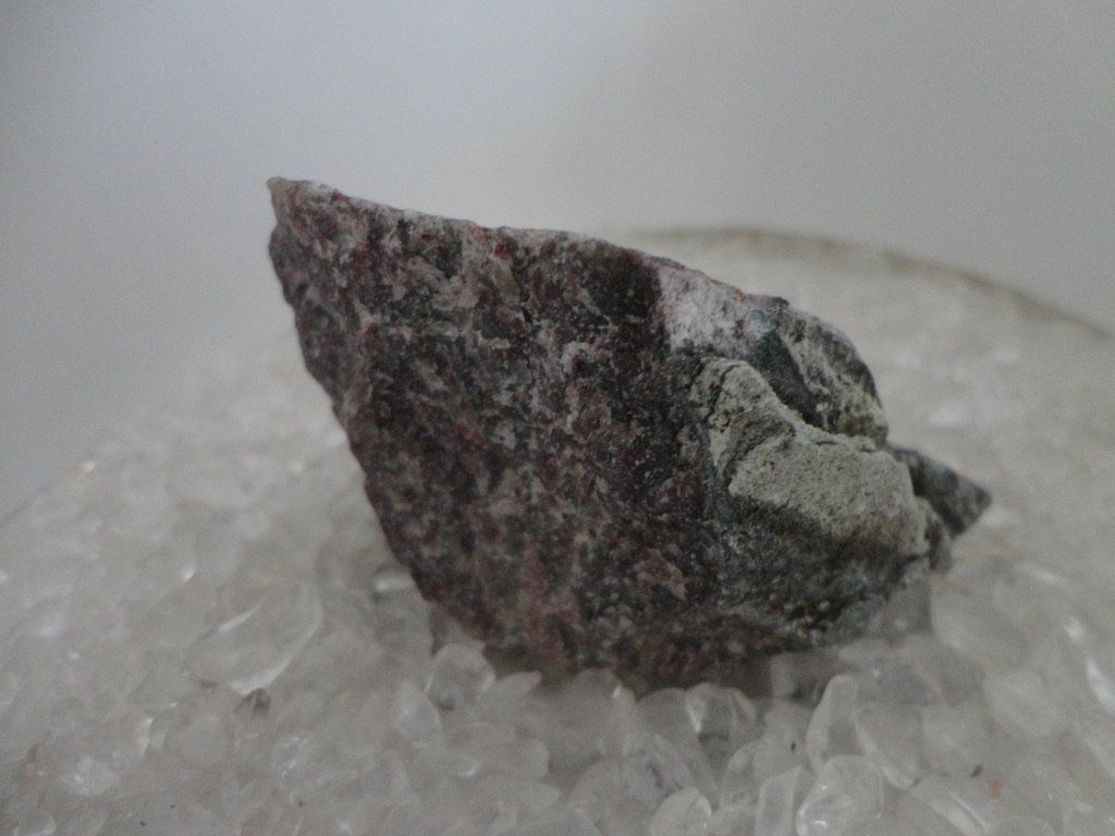 Minéraux & Lithothérapie: Turmalin rot roh – Neuf (Voir description) à Biberist par Steine 2