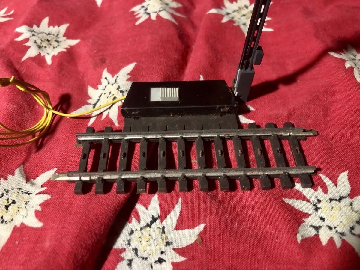 Märklin Modellini di ferrovie: Märklin K Gleis Signal H0 – Usato da Balsthal venduto da hammer008 2