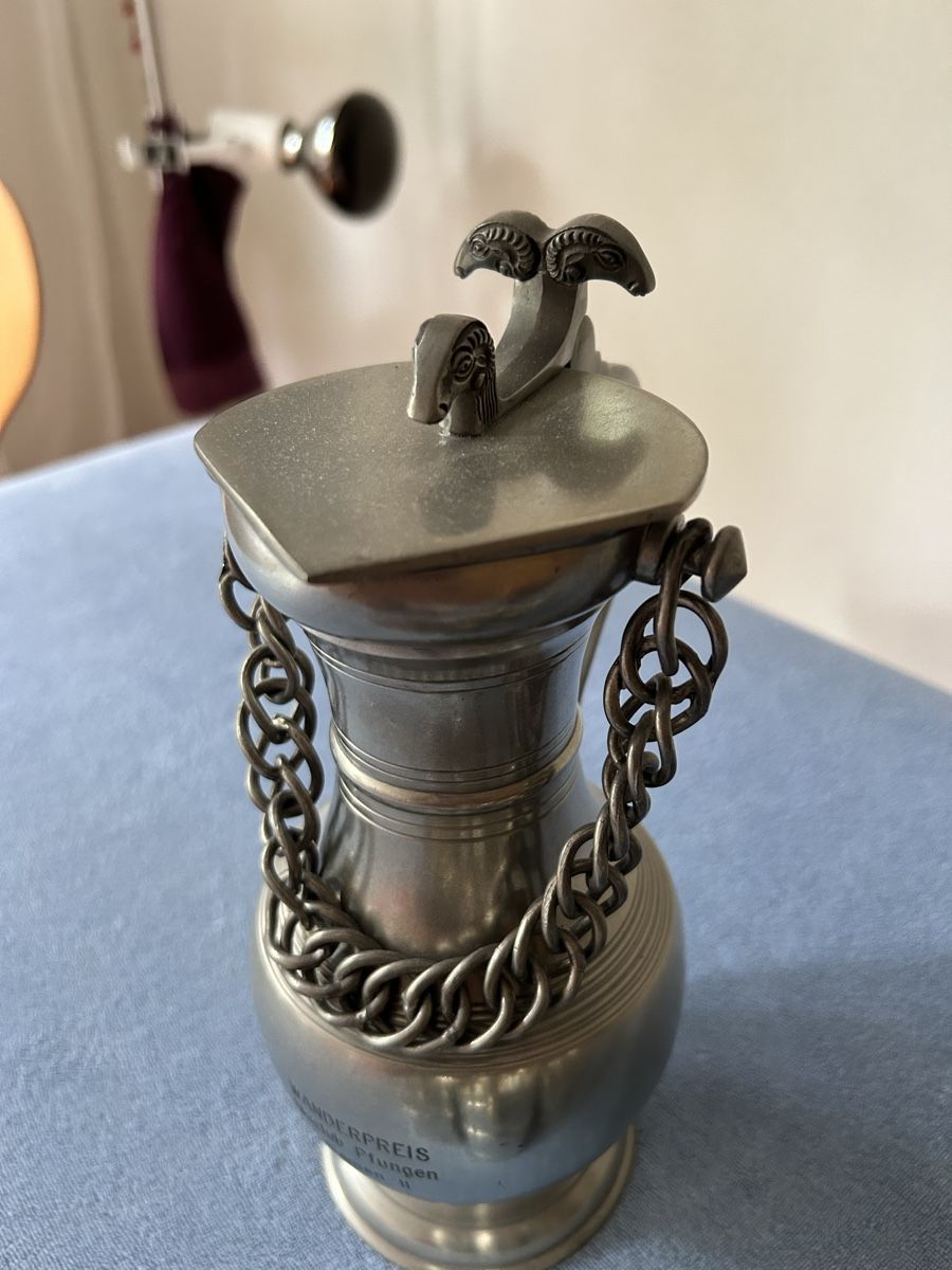 Carafes: Zinnkrug mit 7 Becher Gravur – D'occasion à Urdorf par n.raisle 3