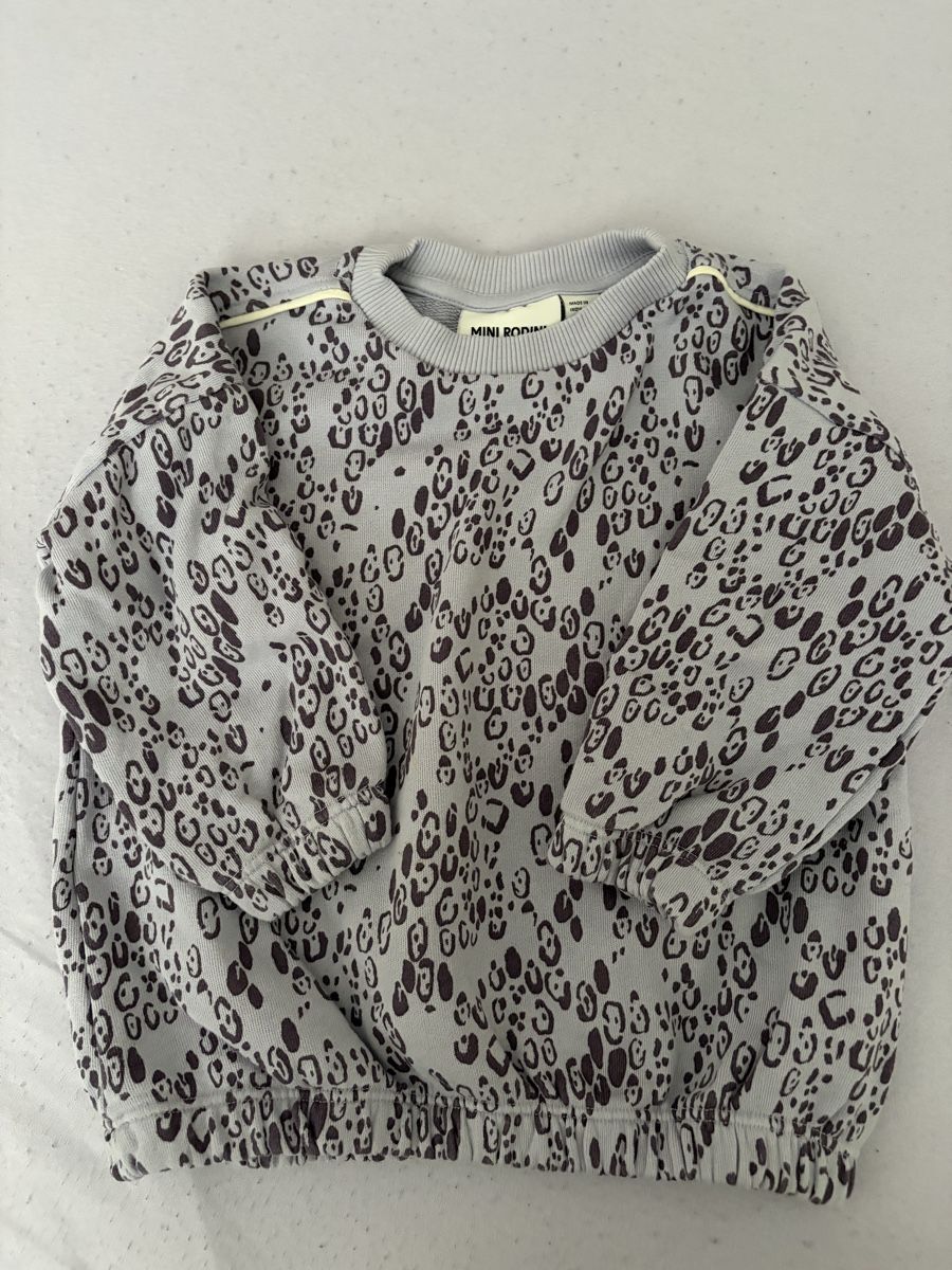 Mini Rodini Pulls et sweat-shirts: MINI RODINI Pullover Gr. 80/86 – D'occasion à Hüttikon par Nra21