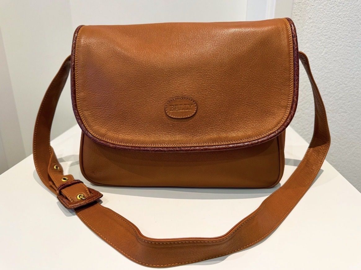 Bally Borse da donna: Bally Vintage Ledertasche, Camel – Nuovo (secondo la descrizione) da Horgen venduto da Ed0