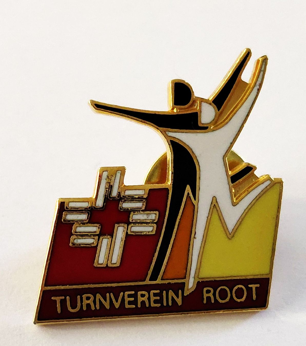 Placchette & Badge: PIN Turnverein Root – Usato da Luzern venduto da qualifair